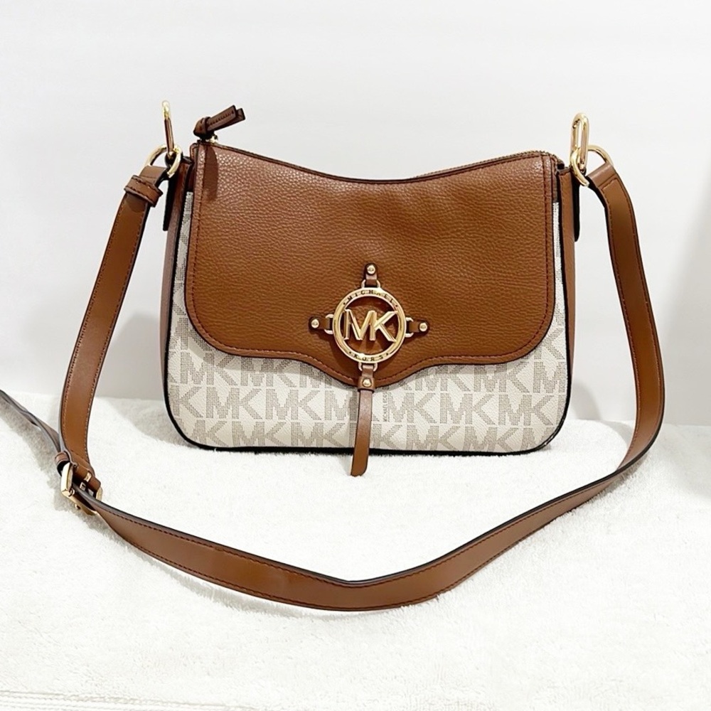 Michael Kors Leather Crossbody Bag Cream/Brown Casual Career Gold Accents